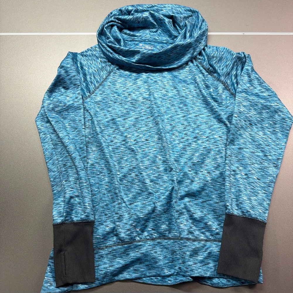 Tek Gear Women's Long Sleeve Warm Tek Shirt Stretch Cowl Neck Thumb holes Size M